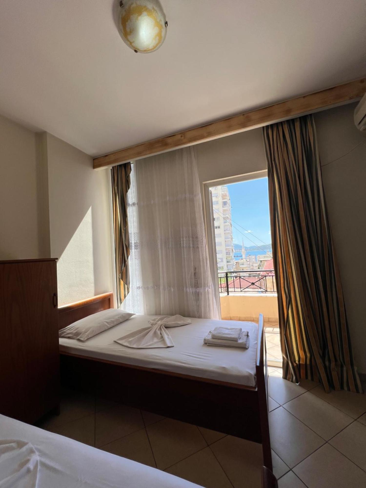 Hotel Veli Саранда Экстерьер фото
