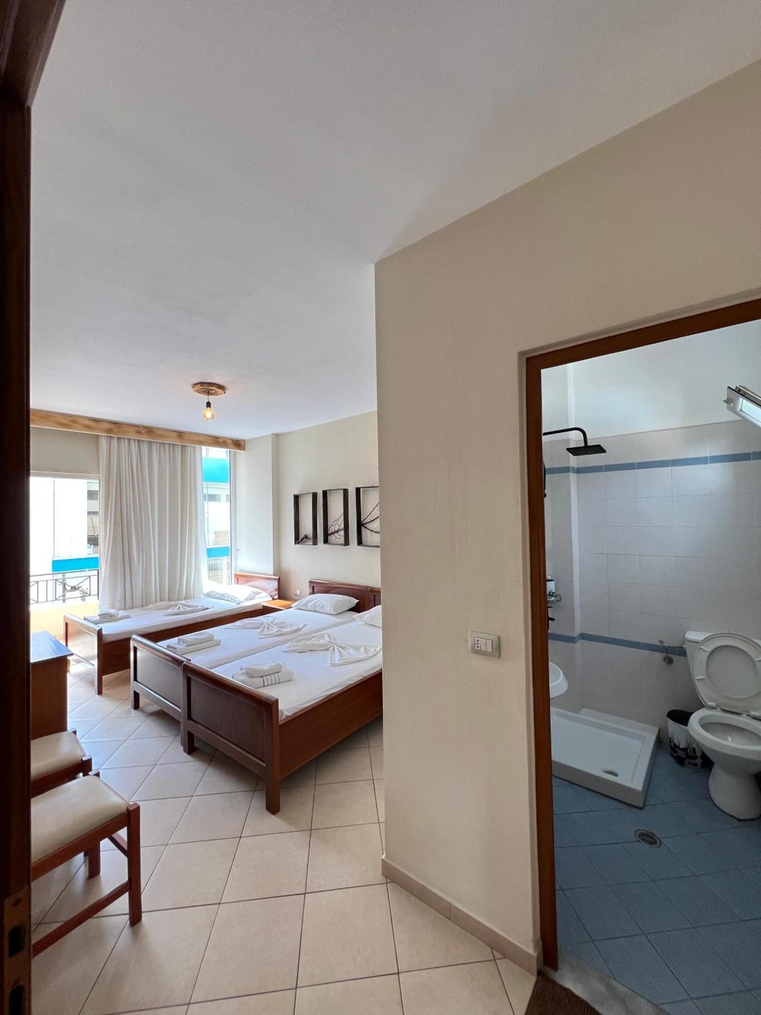 Hotel Veli Саранда Экстерьер фото