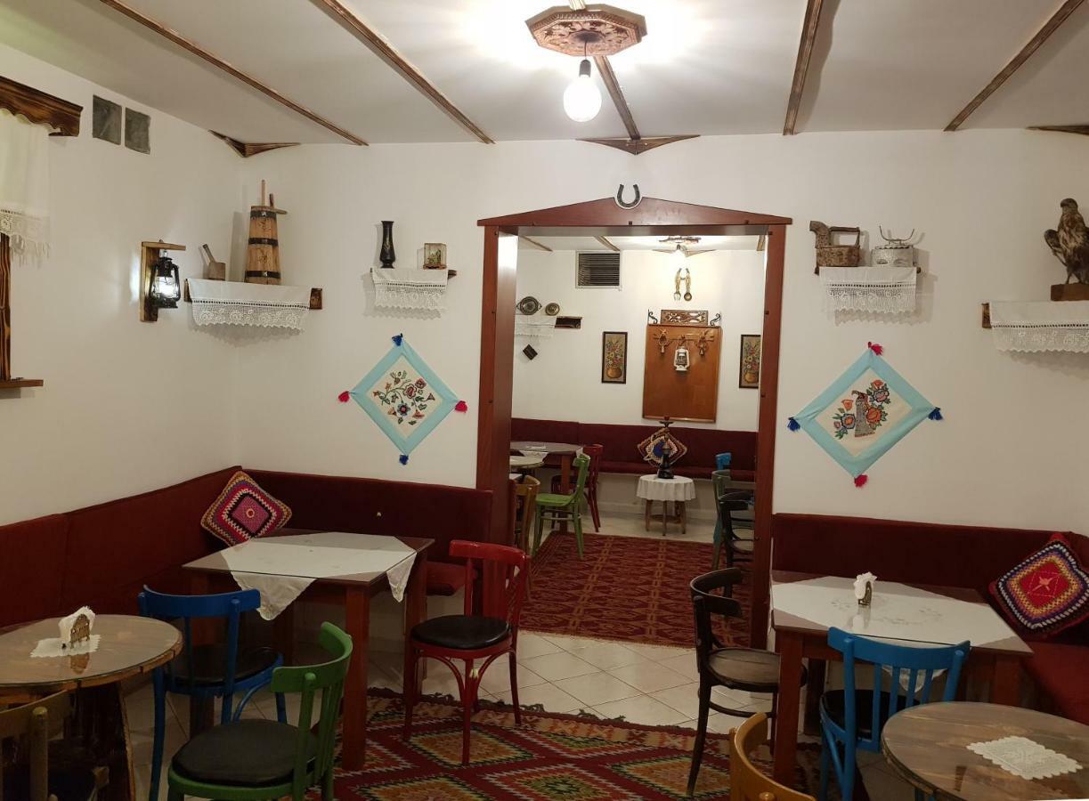 Hotel Veli Саранда Экстерьер фото